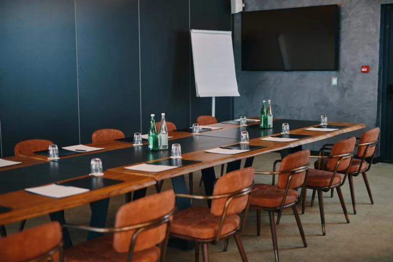 How to Reduce Estate Hotel Event Expenses: The Procurement Guide